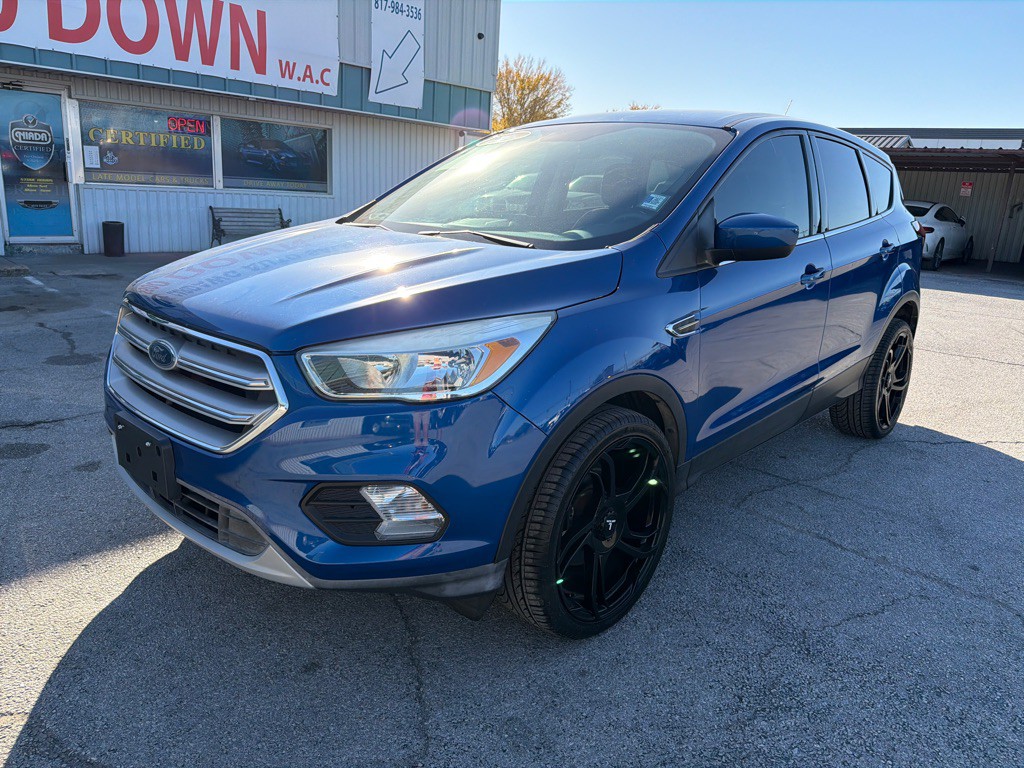 2019 Ford Escape Image 1