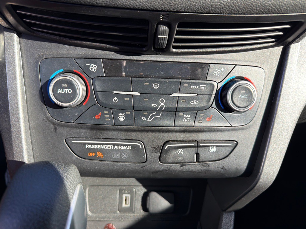 2019 Ford Escape Image 16