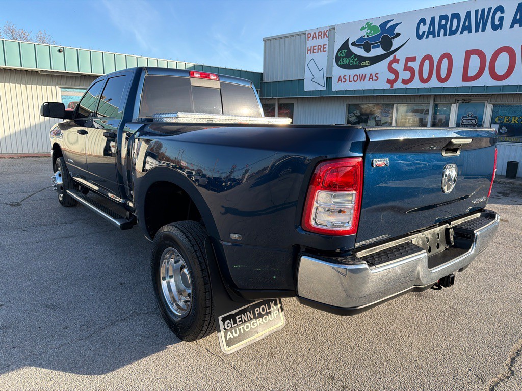 2022 RAM 3500 Image 3