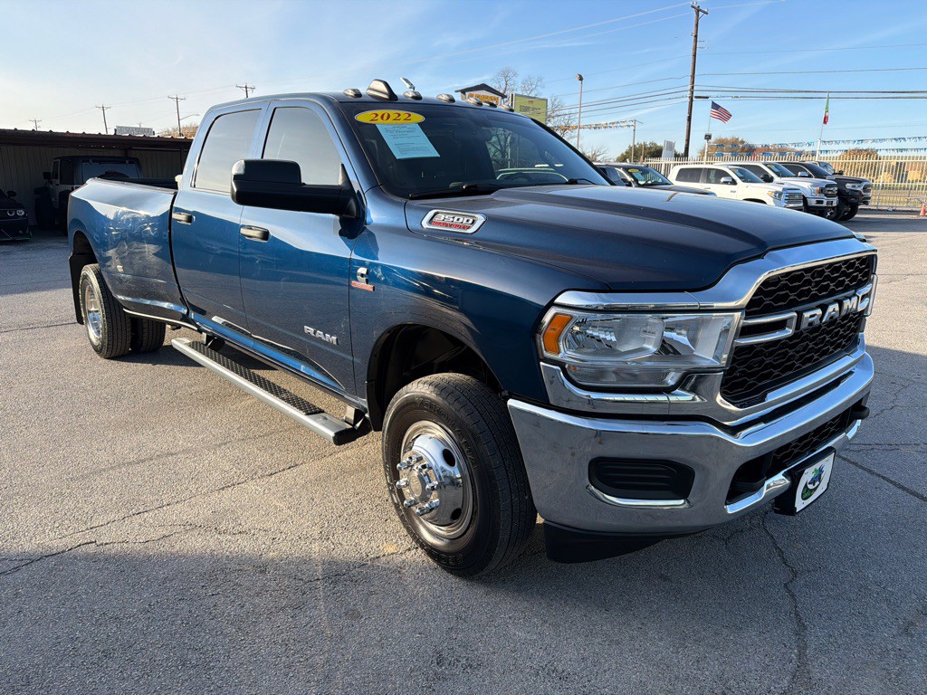 2022 RAM 3500 Image 7