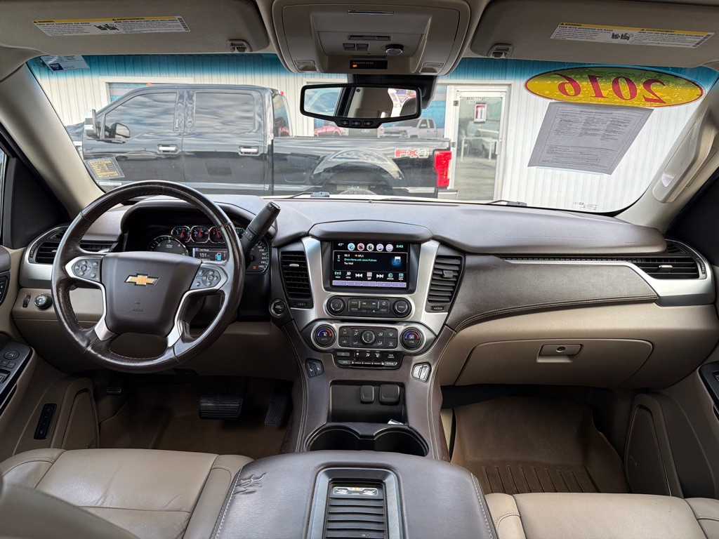 2016 Chevrolet Suburban Image 13
