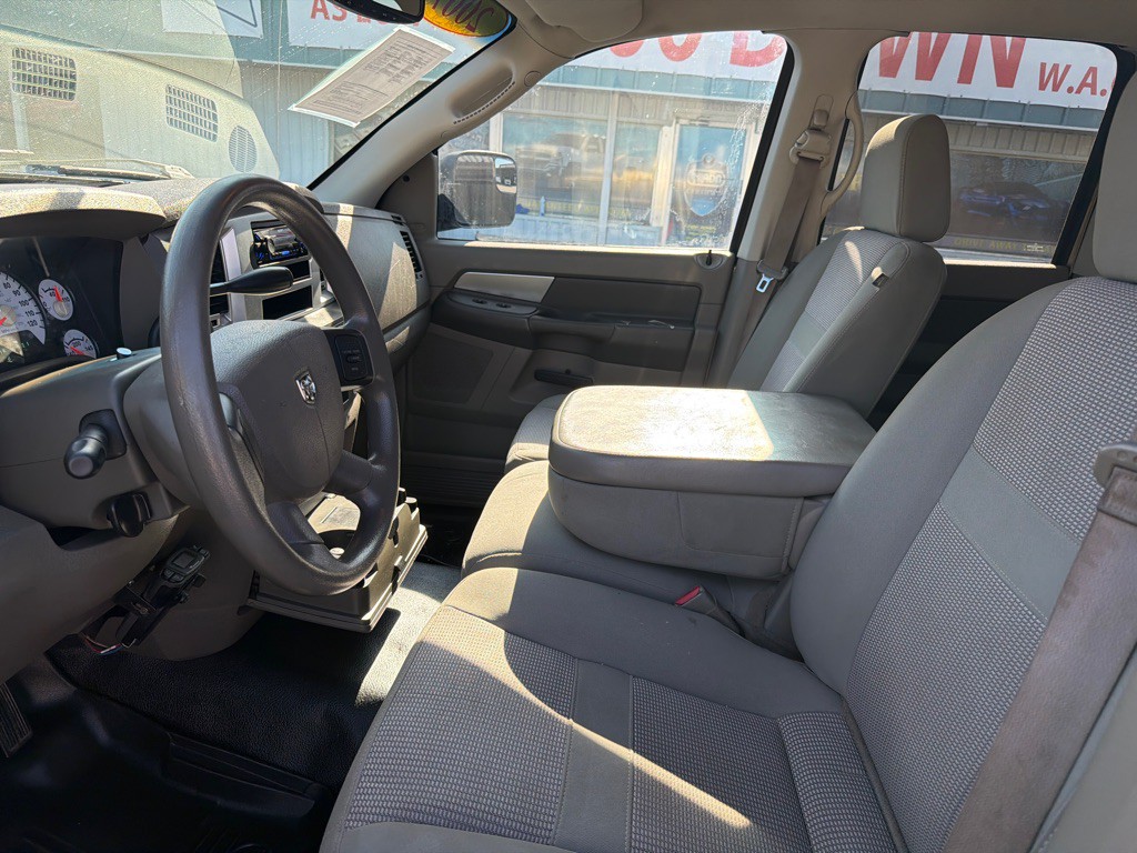 2007 Dodge Ram 3500 Image 12