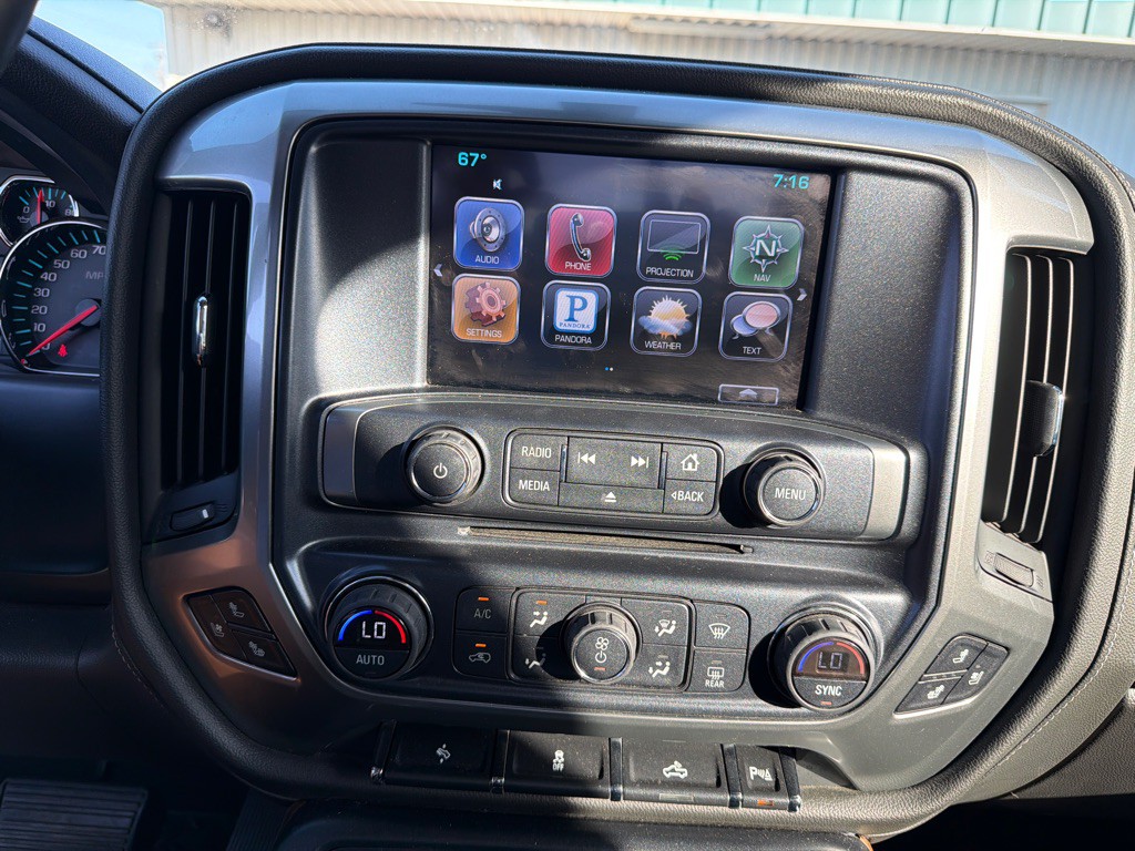 2016 Chevrolet Silverado 1500 Image 14