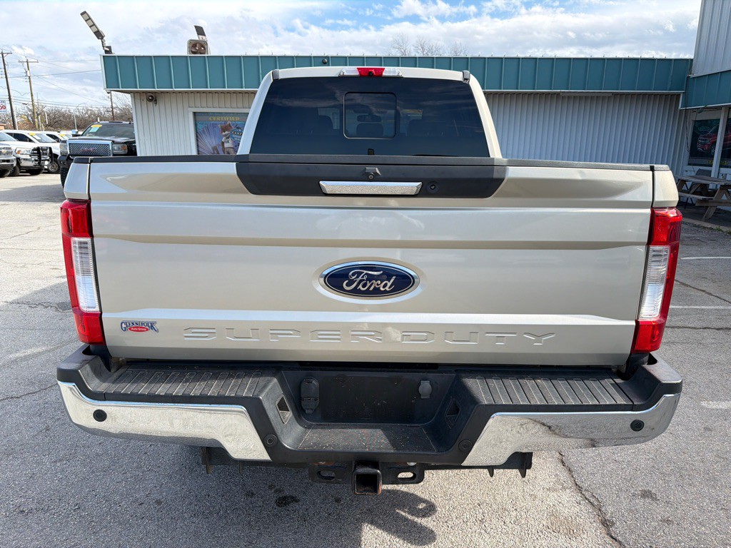 2017 Ford F-250 Image 4