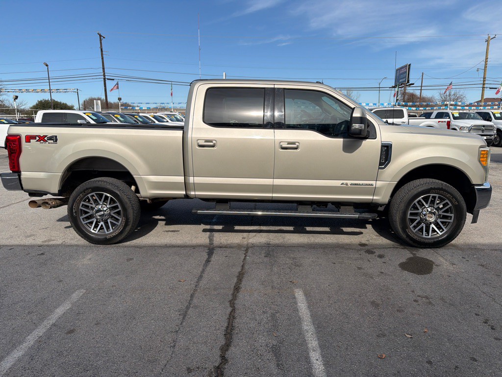 2017 Ford F-250 Image 6