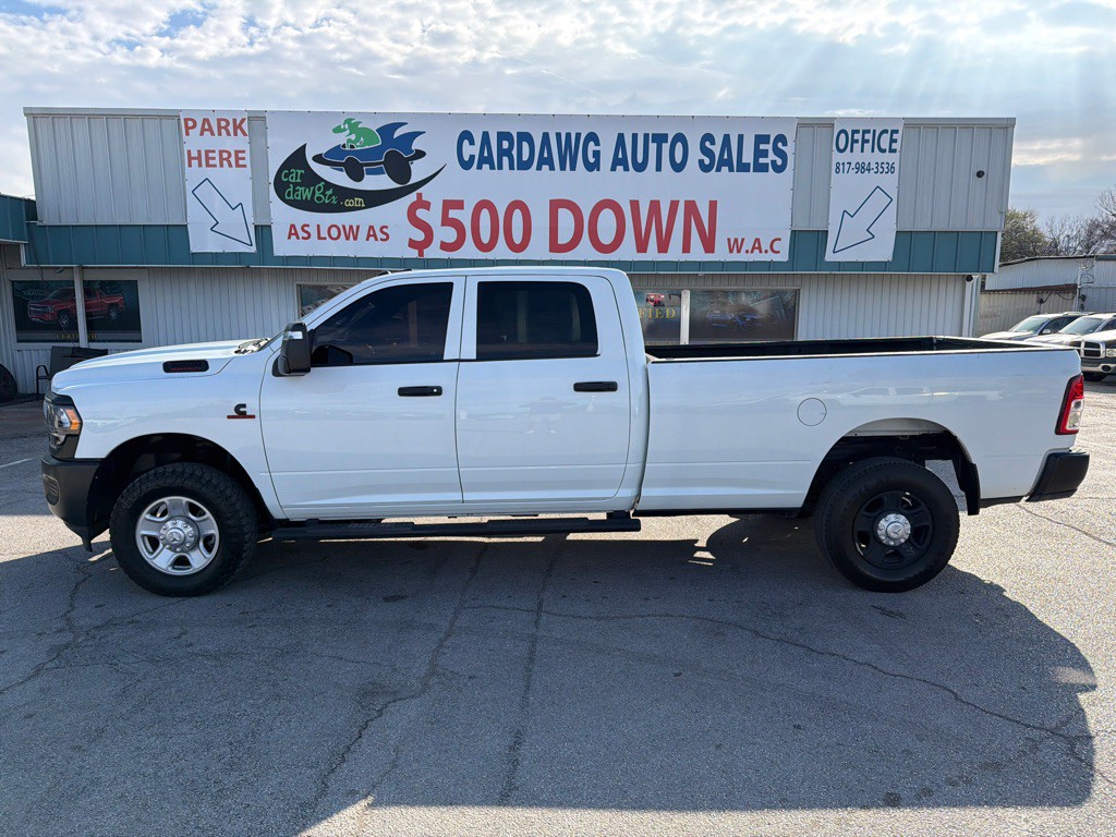 2024 RAM 2500 Image 2