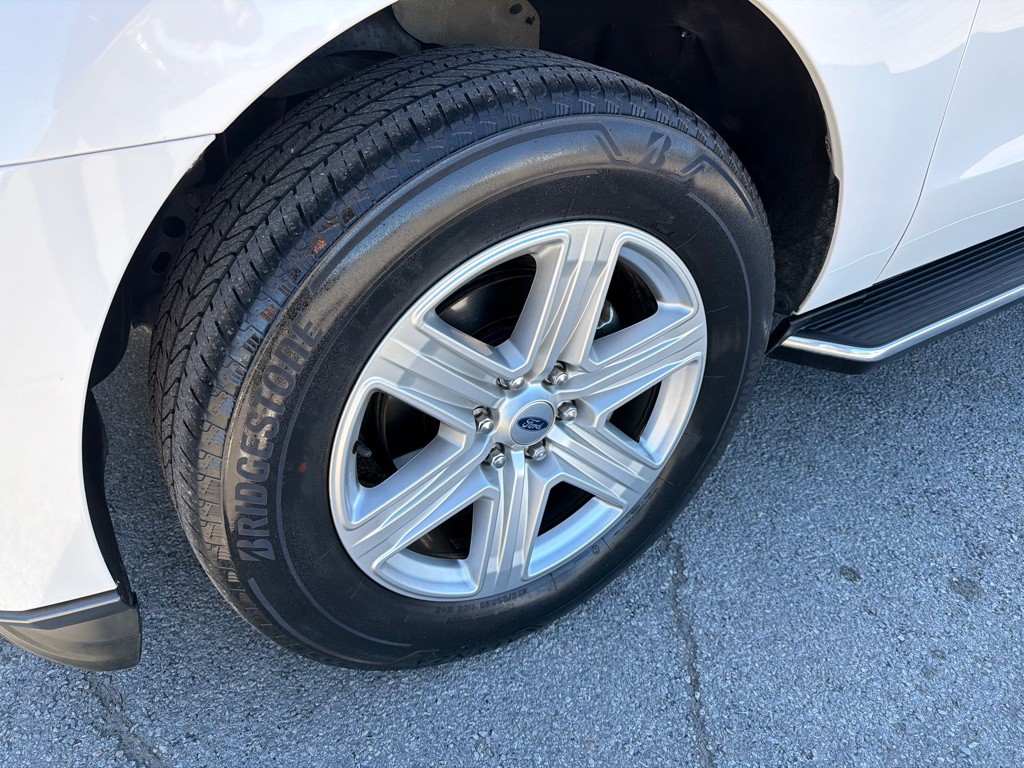 2018 Ford Expedition Image 9