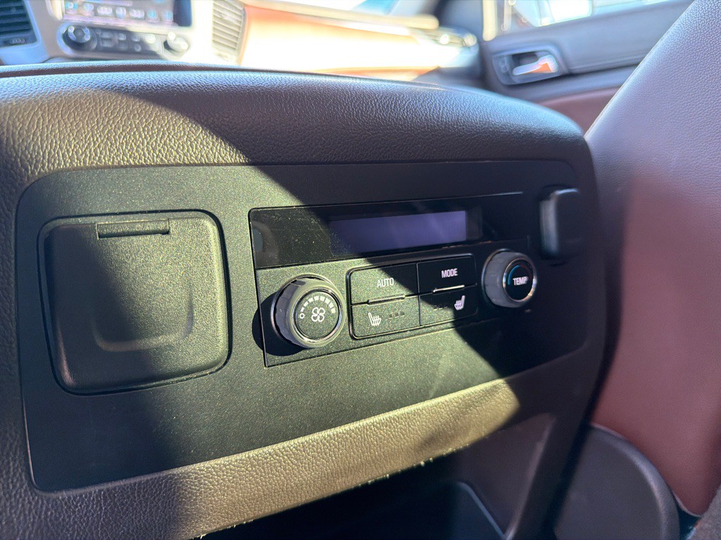 2016 Chevrolet Tahoe Image 13