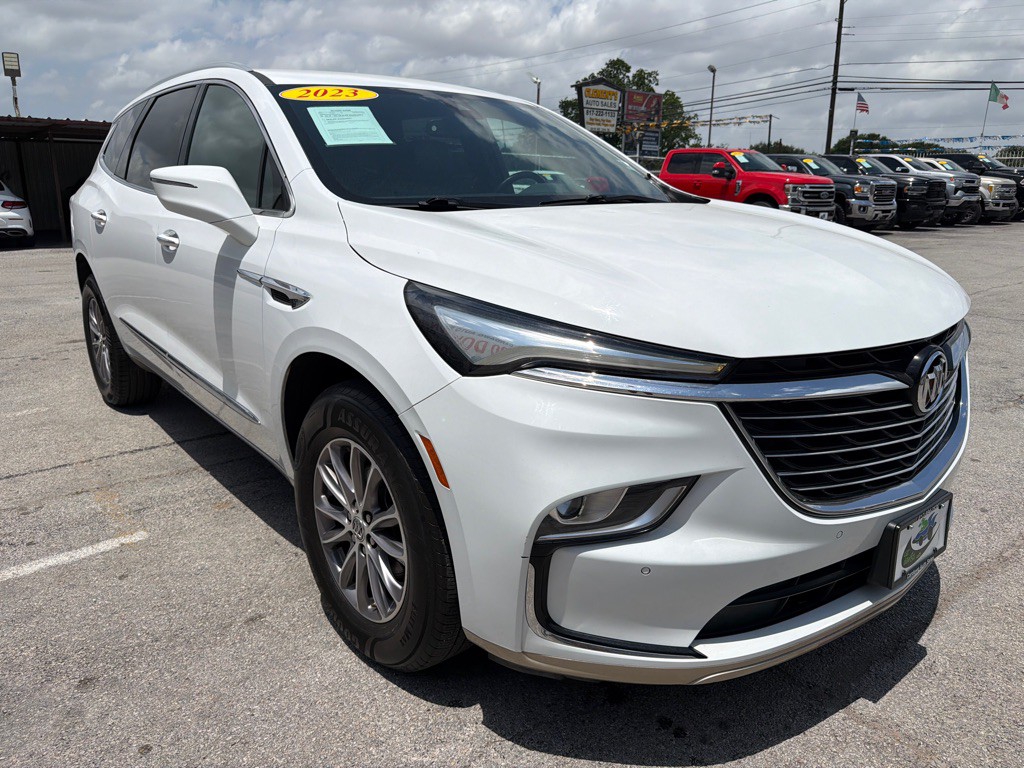 2023 Buick Enclave Image 7