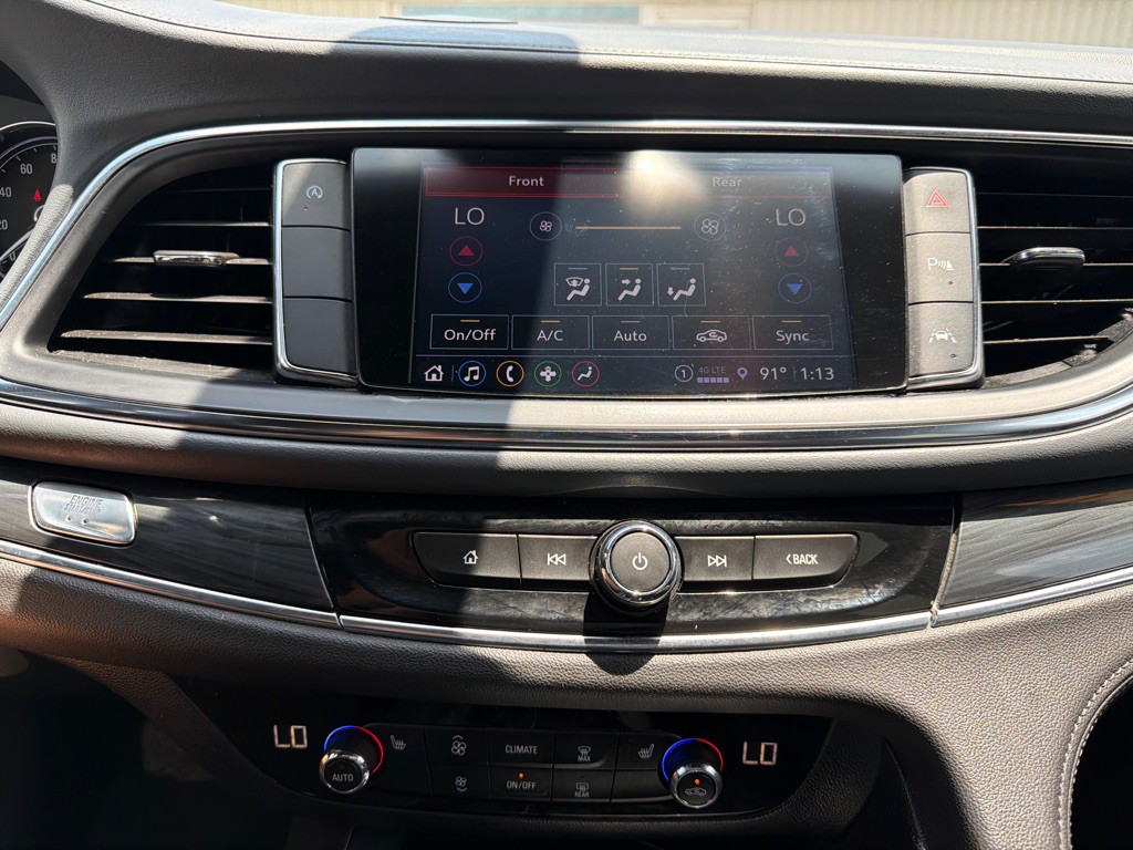2023 Buick Enclave Image 16