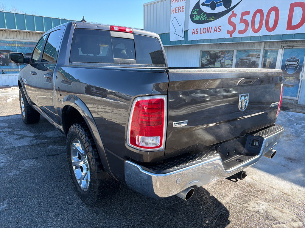 2017 RAM 1500 Image 3