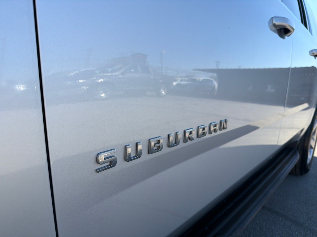2018 Chevrolet Suburban Image 9