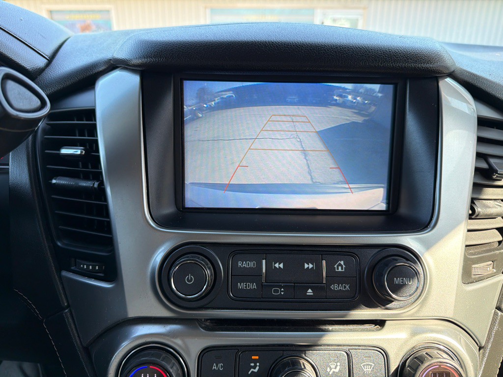 2018 Chevrolet Suburban Image 17