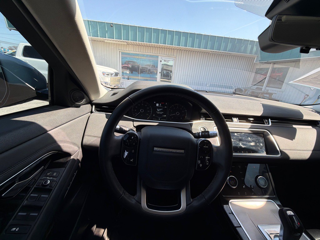 2020 Land Rover Range Rover Evoque Image 17