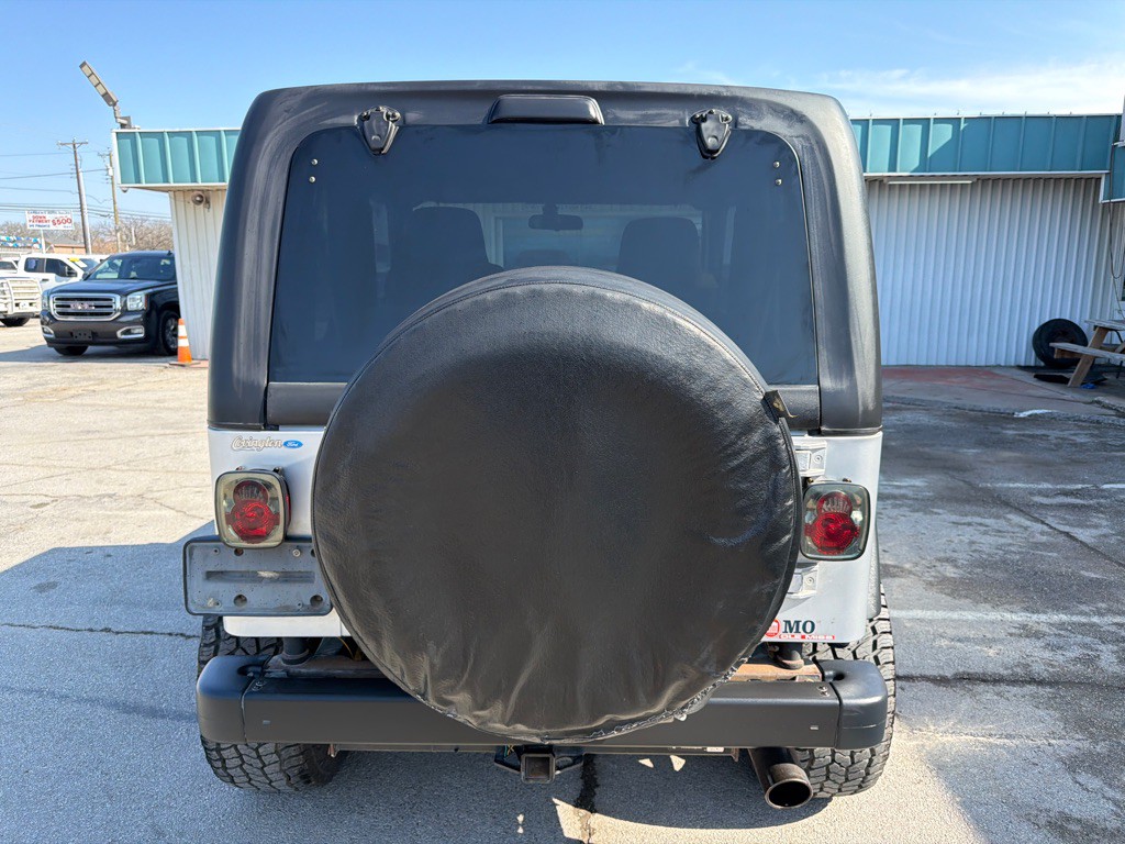 2004 Jeep Wrangler Image 4