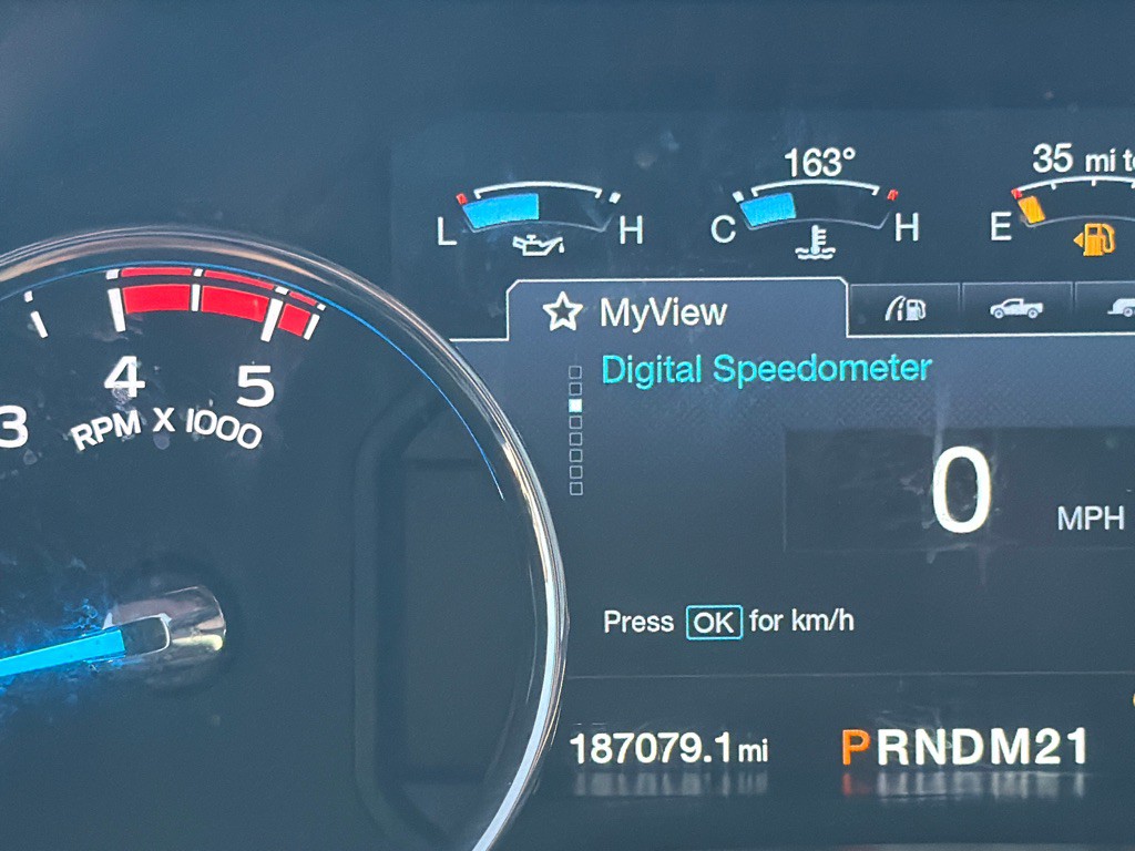 2017 Ford F-250 Image 18