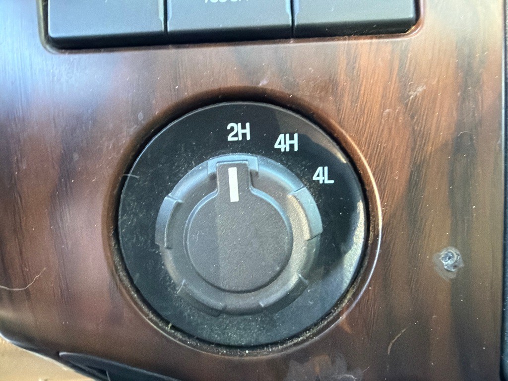 2016 Ford F-350 Image 18