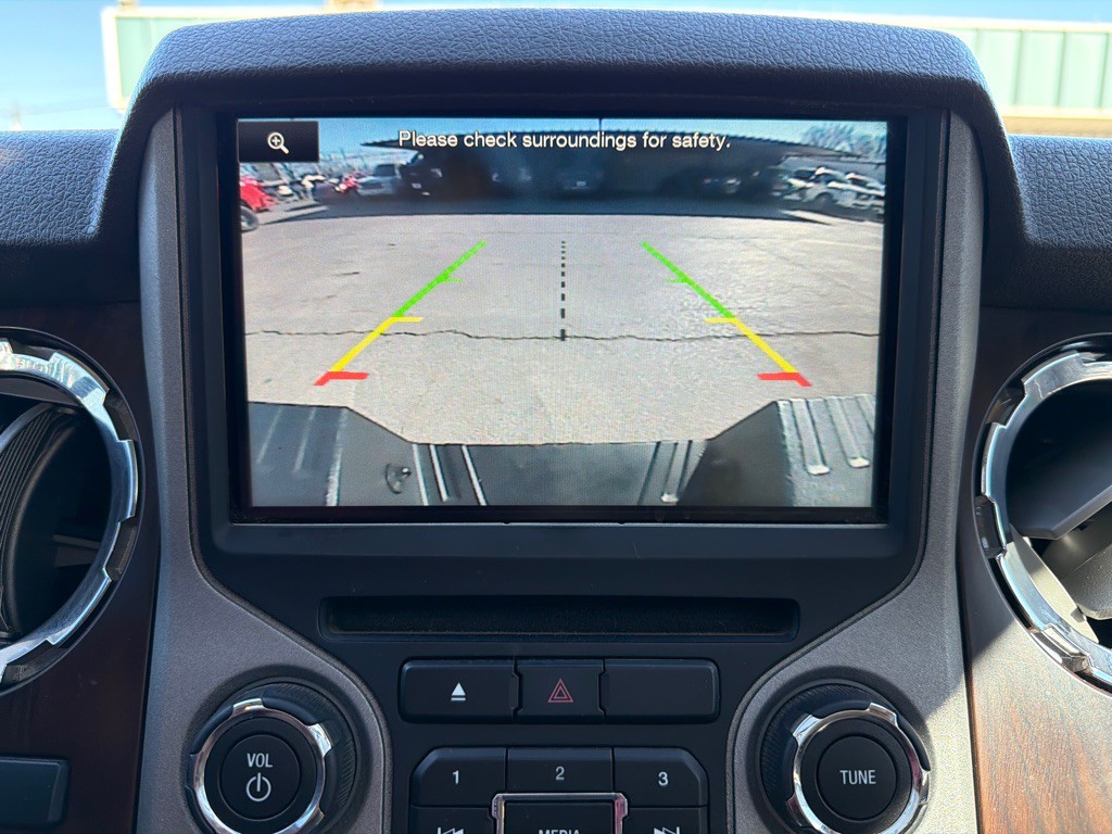 2016 Ford F-350 Image 21