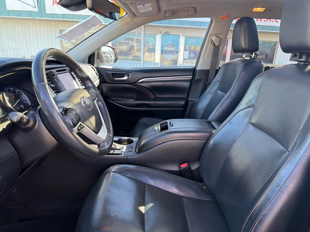 2019 Toyota Highlander Image 10
