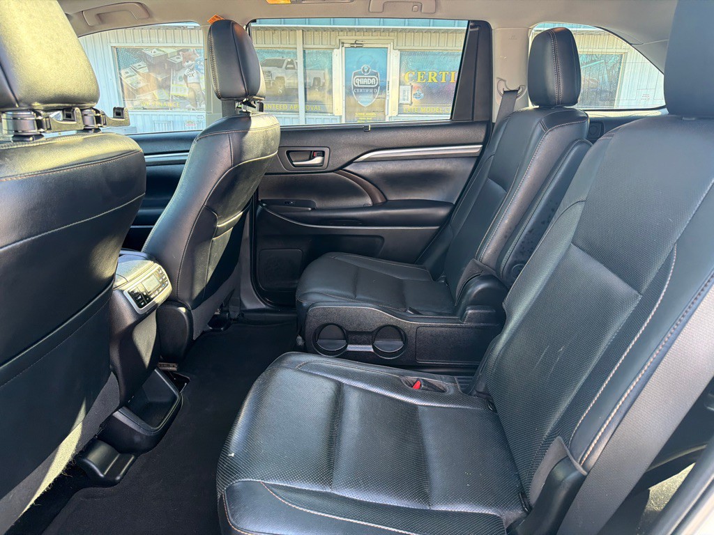 2019 Toyota Highlander Image 11