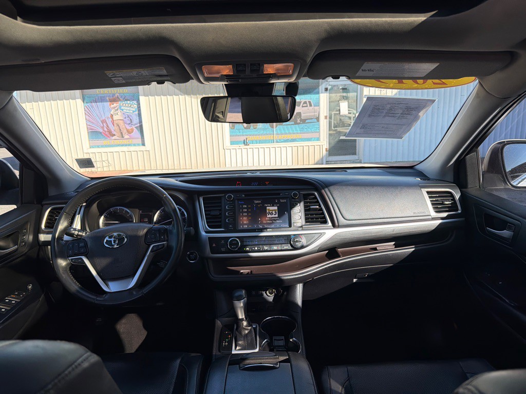 2019 Toyota Highlander Image 14