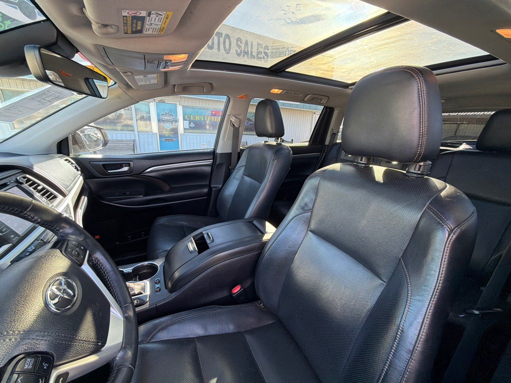 2019 Toyota Highlander Image 15