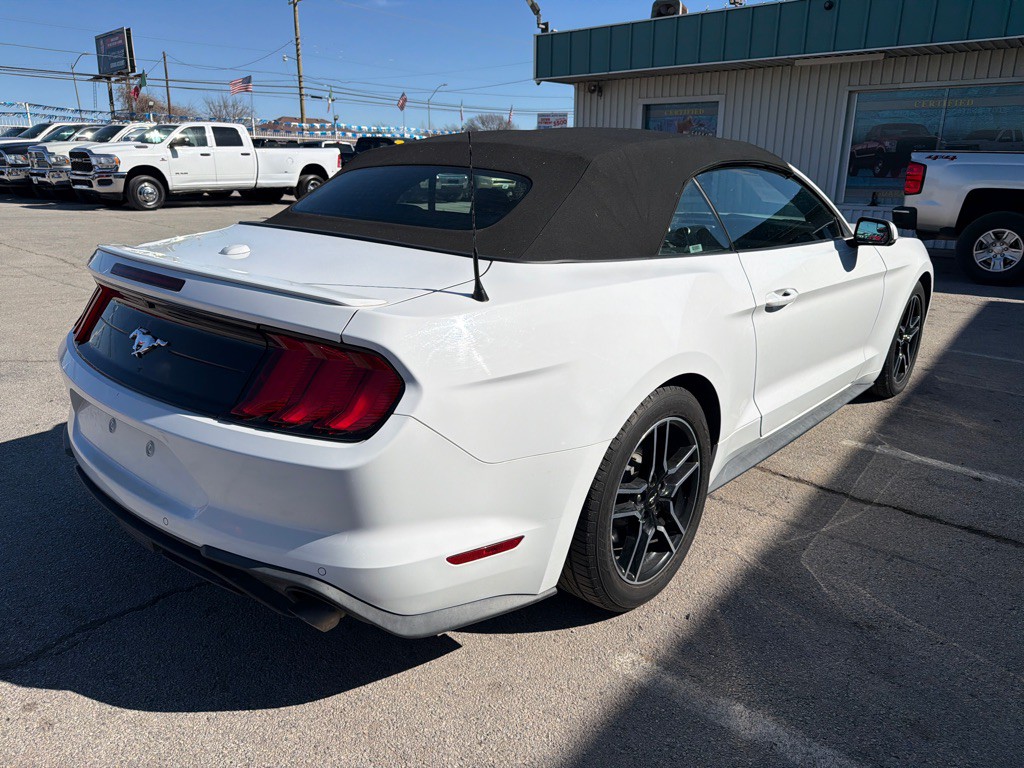 2020 Ford Mustang Image 5