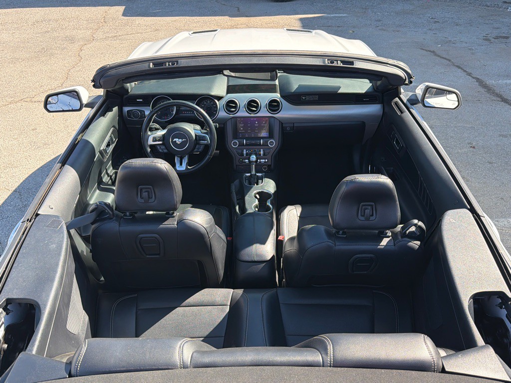 2020 Ford Mustang Image 17