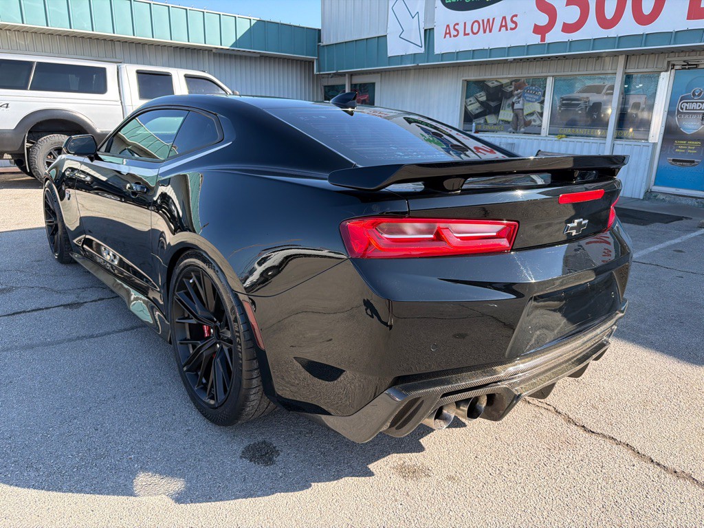 2016 Chevrolet Camaro Image 4