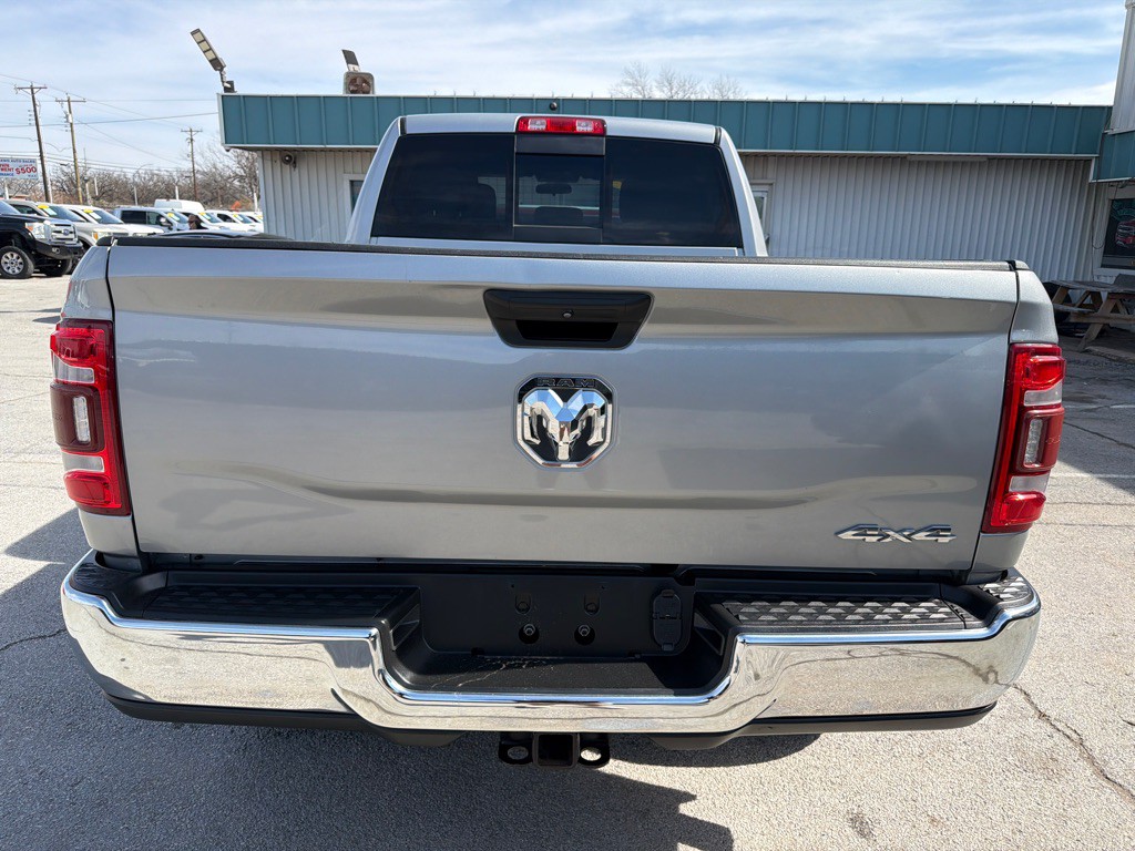 2021 RAM 2500 Image 4