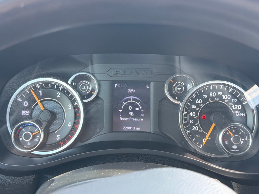 2021 RAM 2500 Image 16