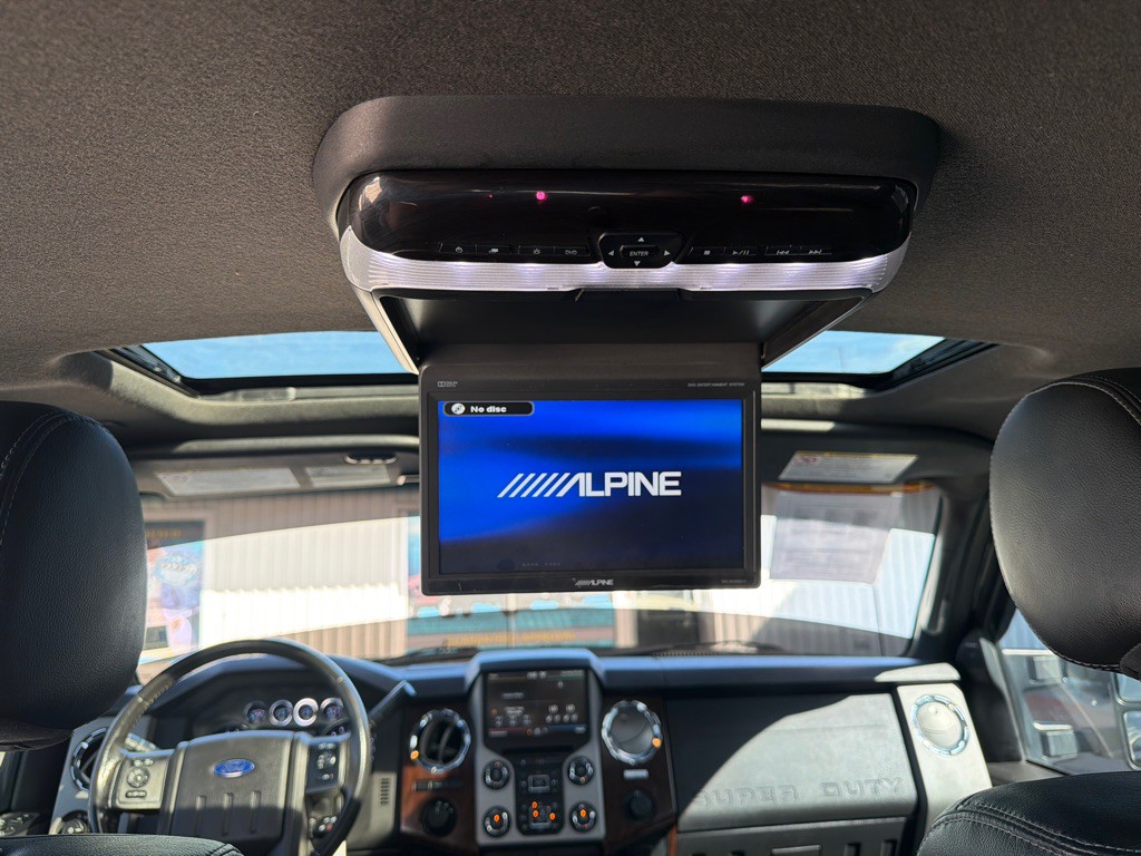 2015 Ford F-350 Image 15