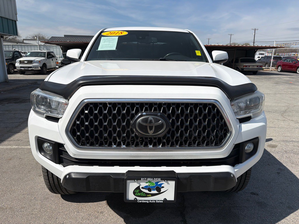 2018 Toyota Tacoma Image 8