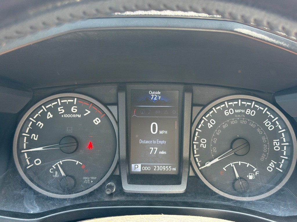 2018 Toyota Tacoma Image 15
