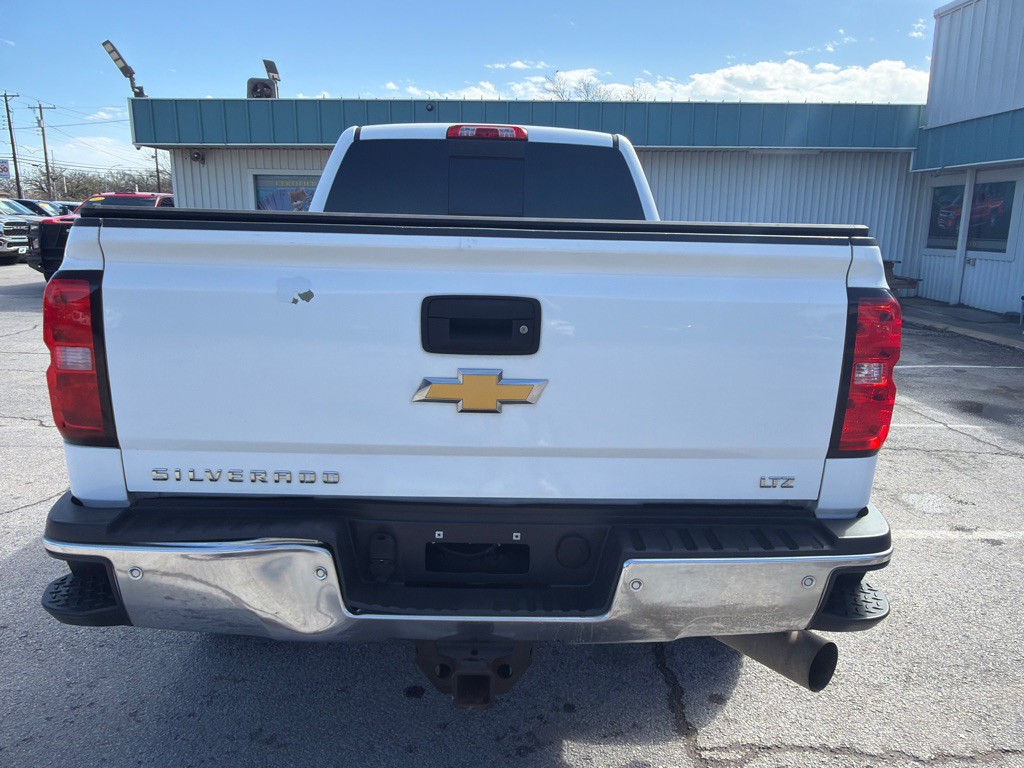 2015 Chevrolet Silverado 1500 Image 4