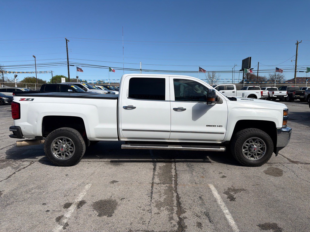 2015 Chevrolet Silverado 1500 Image 6