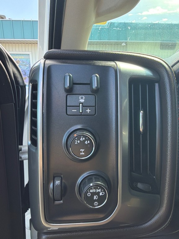 2015 Chevrolet Silverado 1500 Image 19