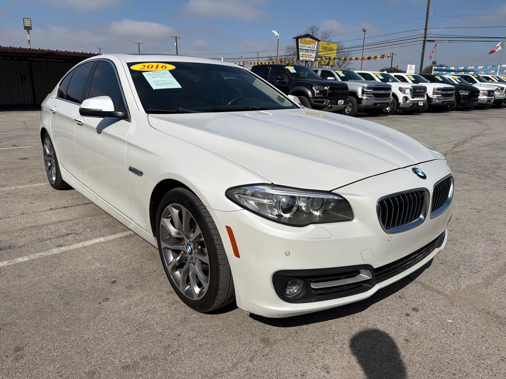 2016 BMW 5 Series Image 7