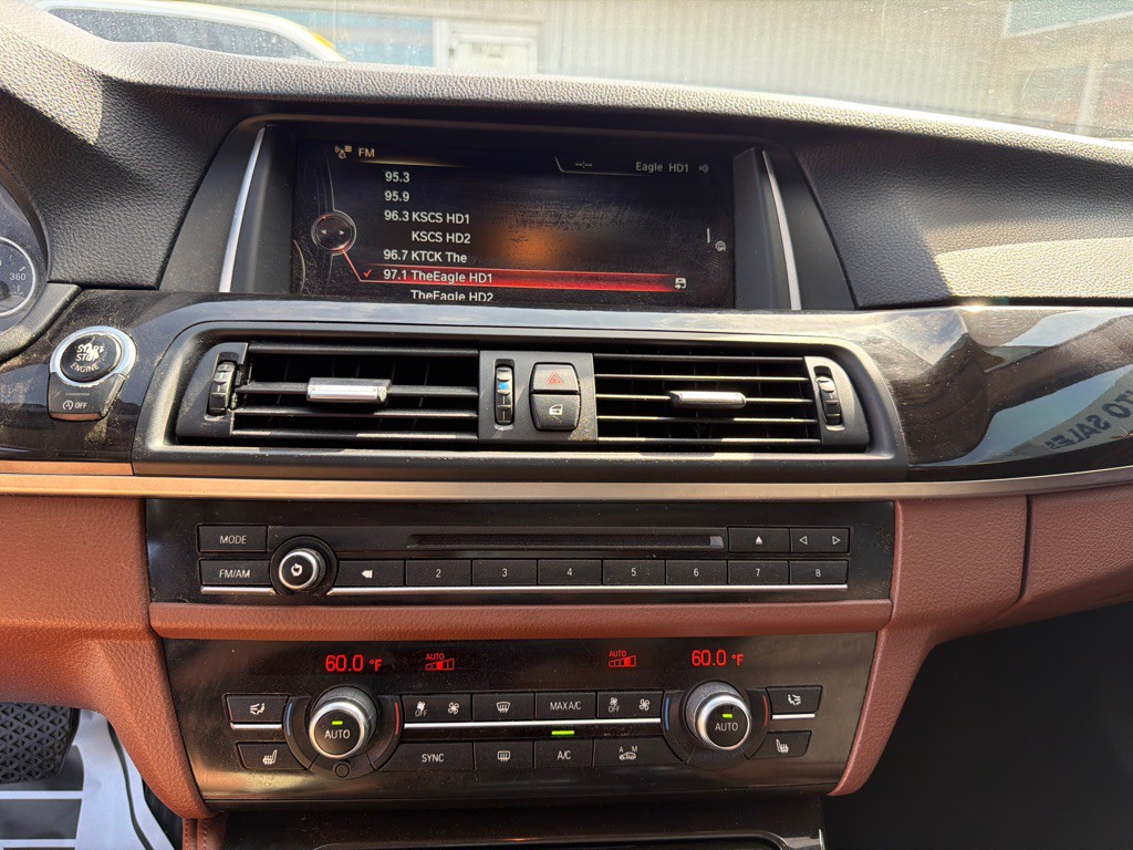 2016 BMW 5 Series Image 15