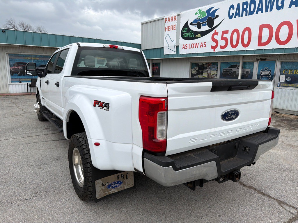 2019 Ford F-350 Image 3