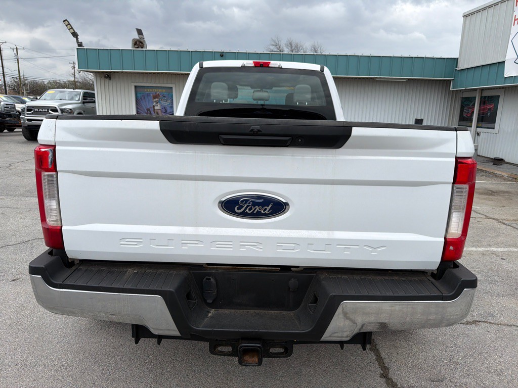 2019 Ford F-350 Image 4