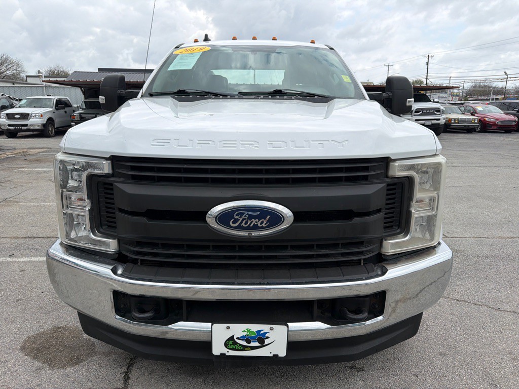 2019 Ford F-350 Image 8