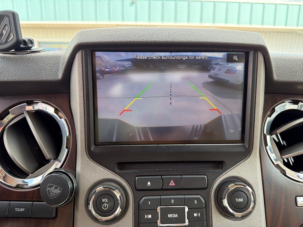 2013 Ford F-350 Image 18