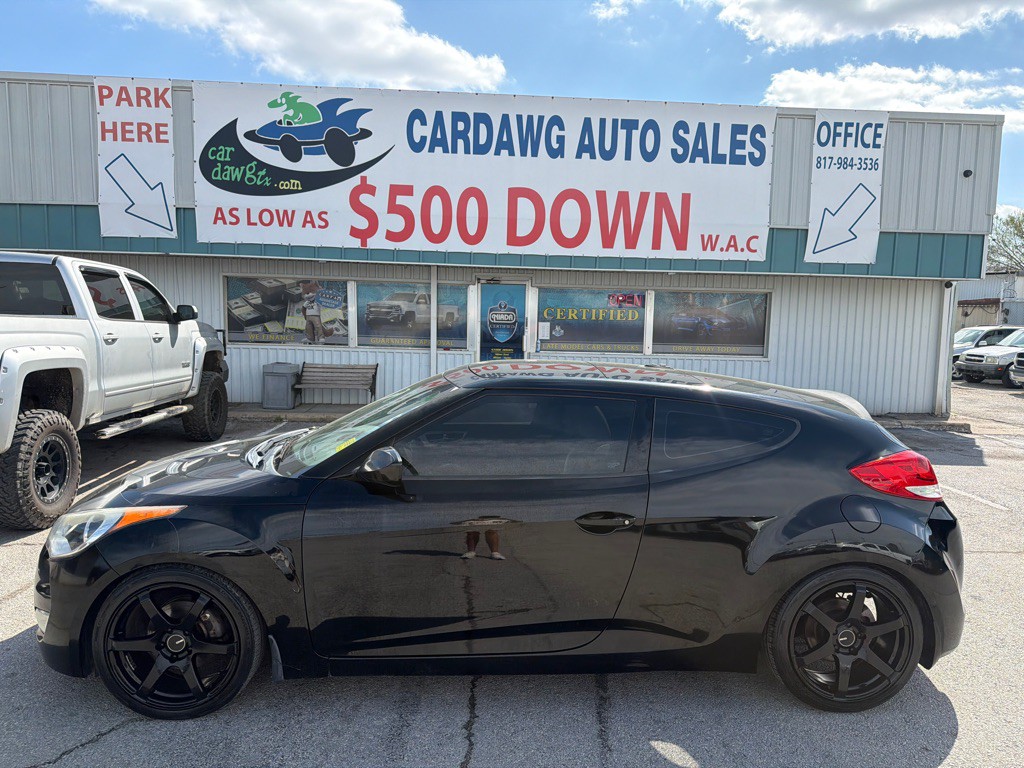 2012 Hyundai Veloster Image 2