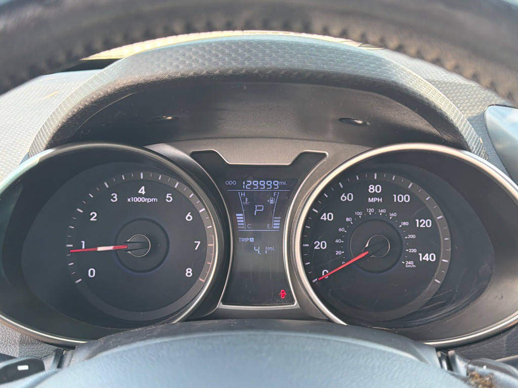 2012 Hyundai Veloster Image 13