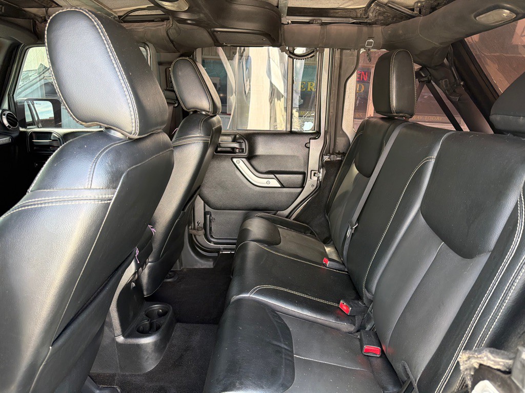 2016 Jeep Wrangler Unlimited Image 12