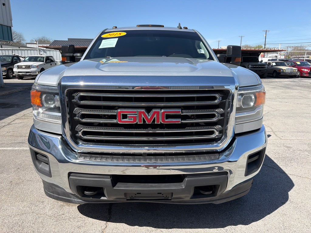 2018 GMC Sierra Image 8