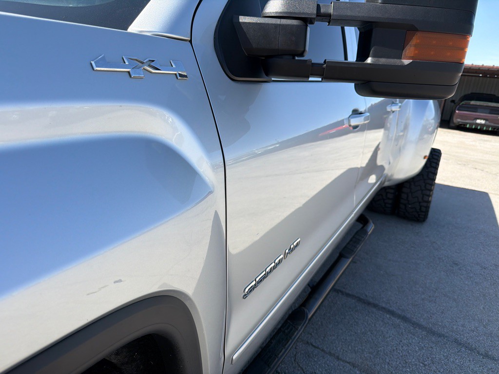 2018 GMC Sierra Image 9