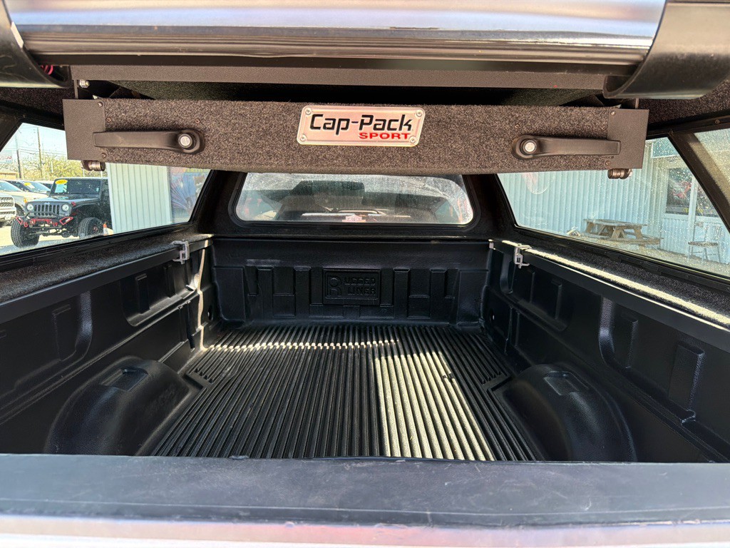 2018 GMC Sierra Image 12