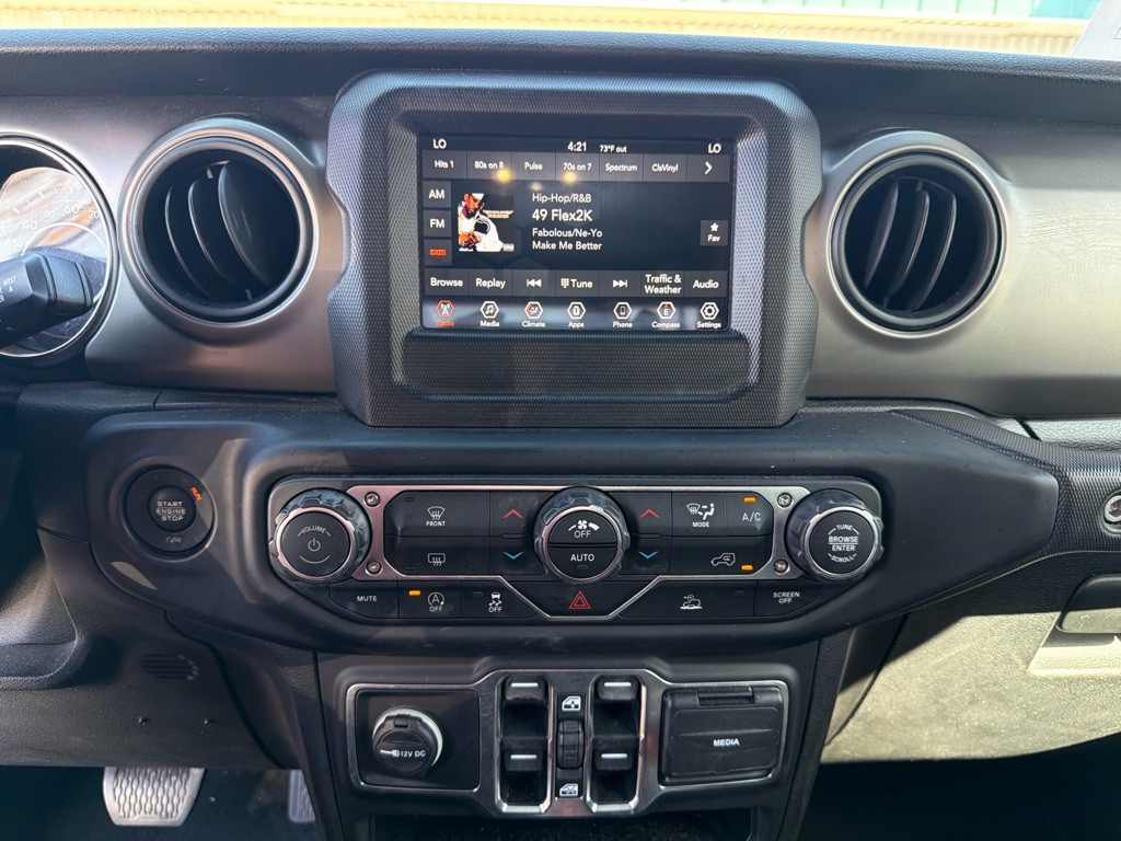 2020 Jeep Gladiator Image 15